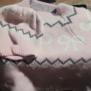 Pink and White Patterned Women's Sweater And Hat